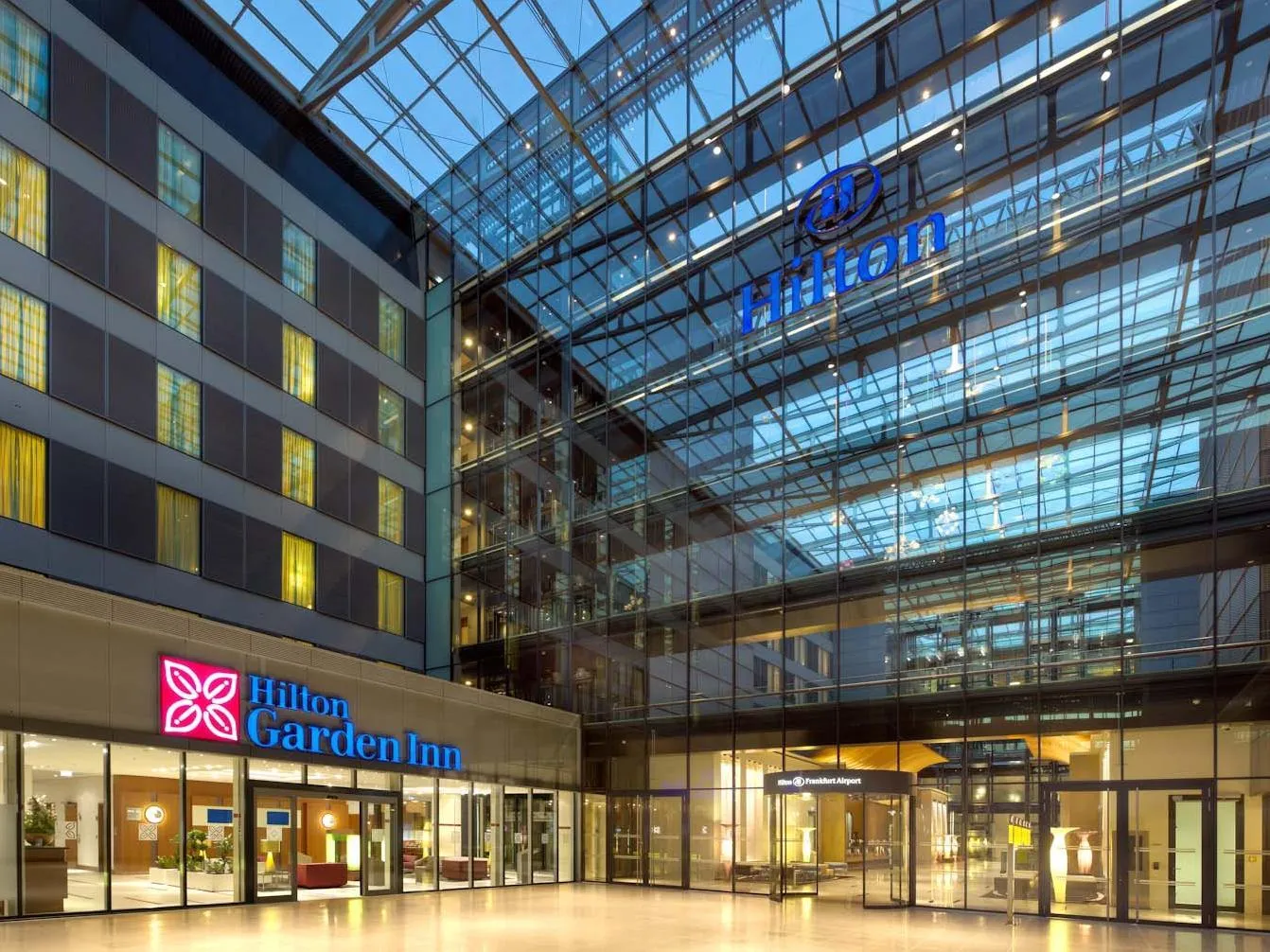 Hilton Frankfurt Airport — Exterior, Frankfurt