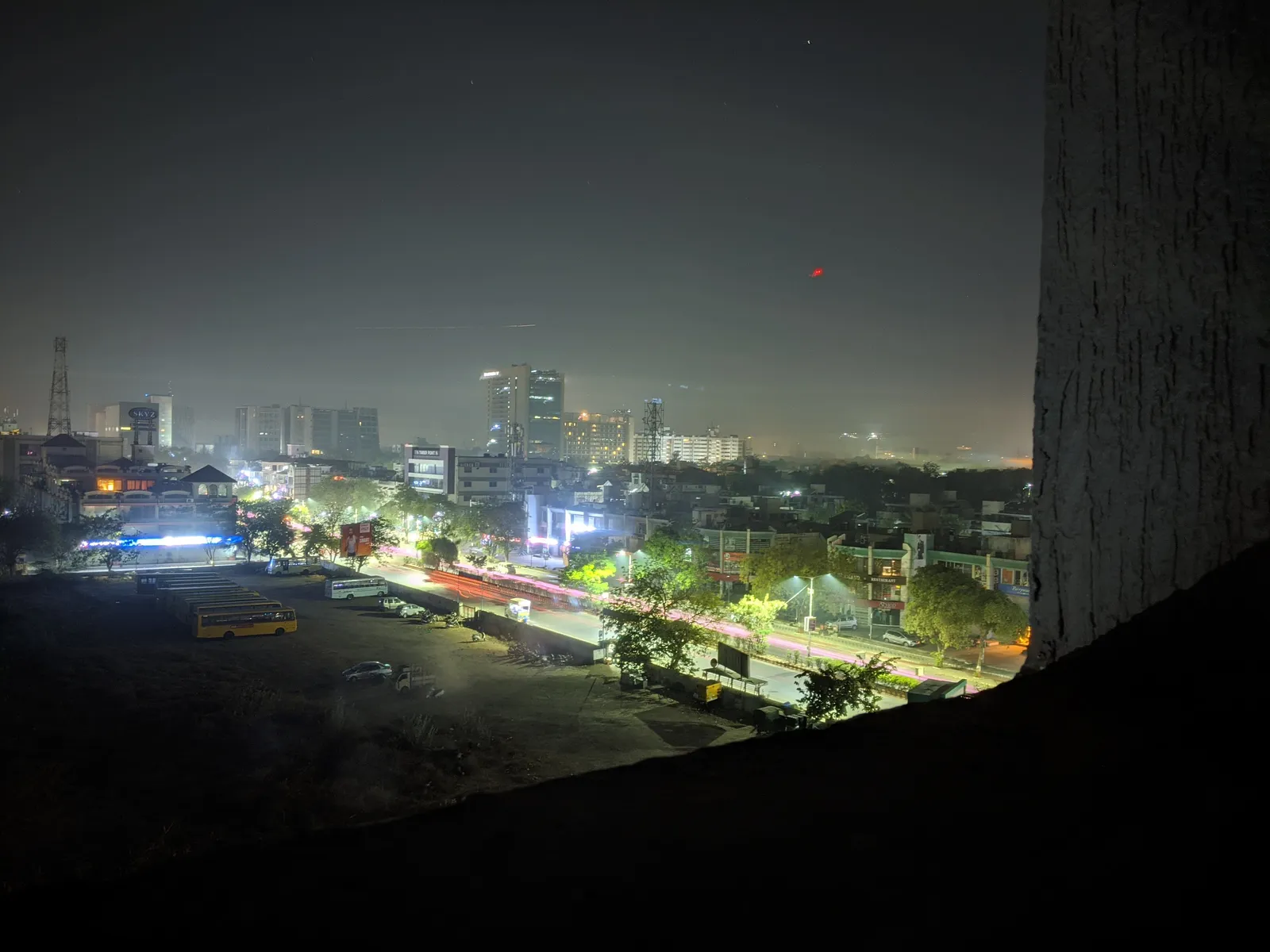 Holiday Inn Express Ahmedabad Prahlad Nagar — Exterior, Ahmedabad