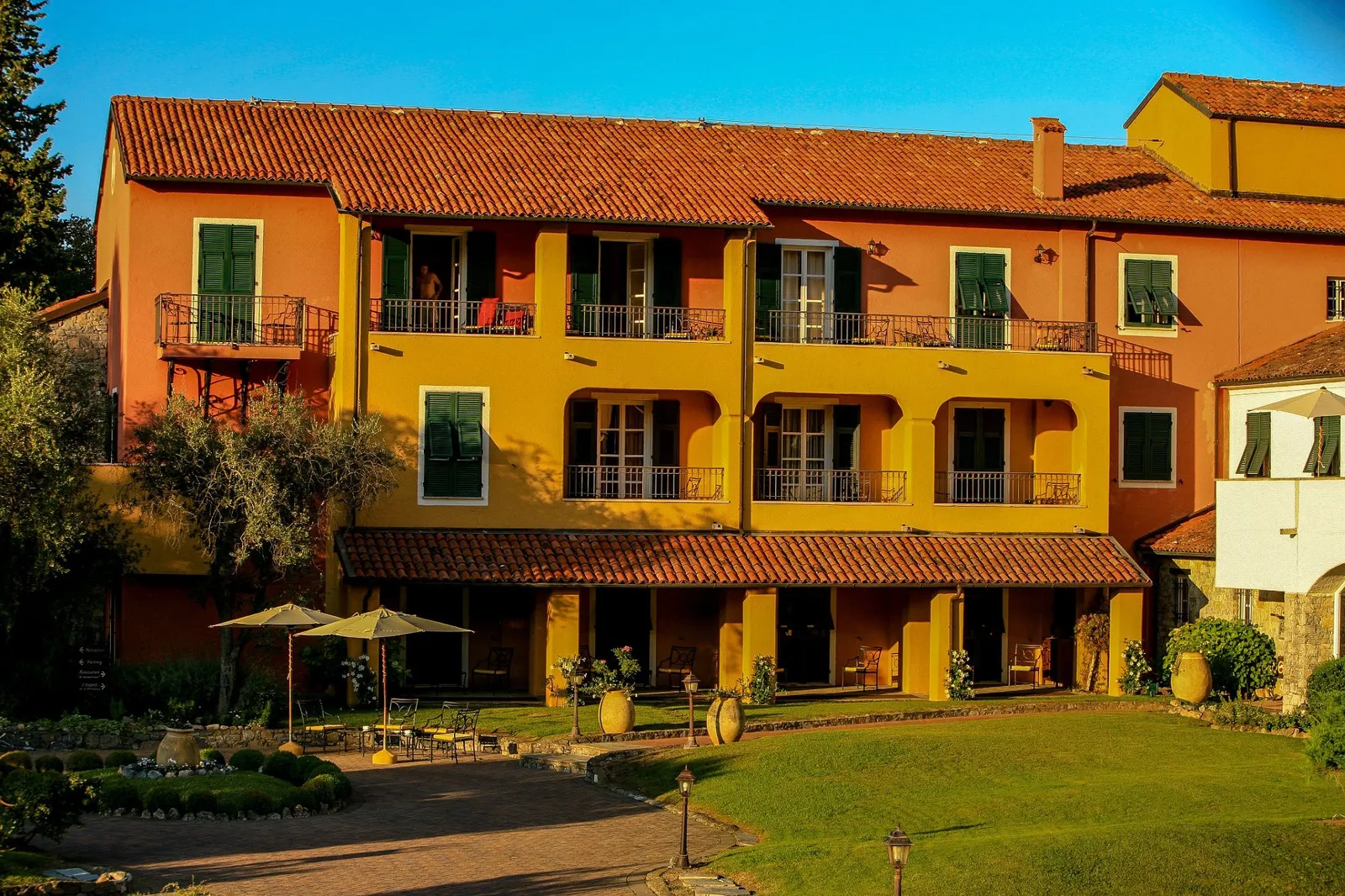 La Meridiana Relais & Chateaux — Exterior, Garlenda
