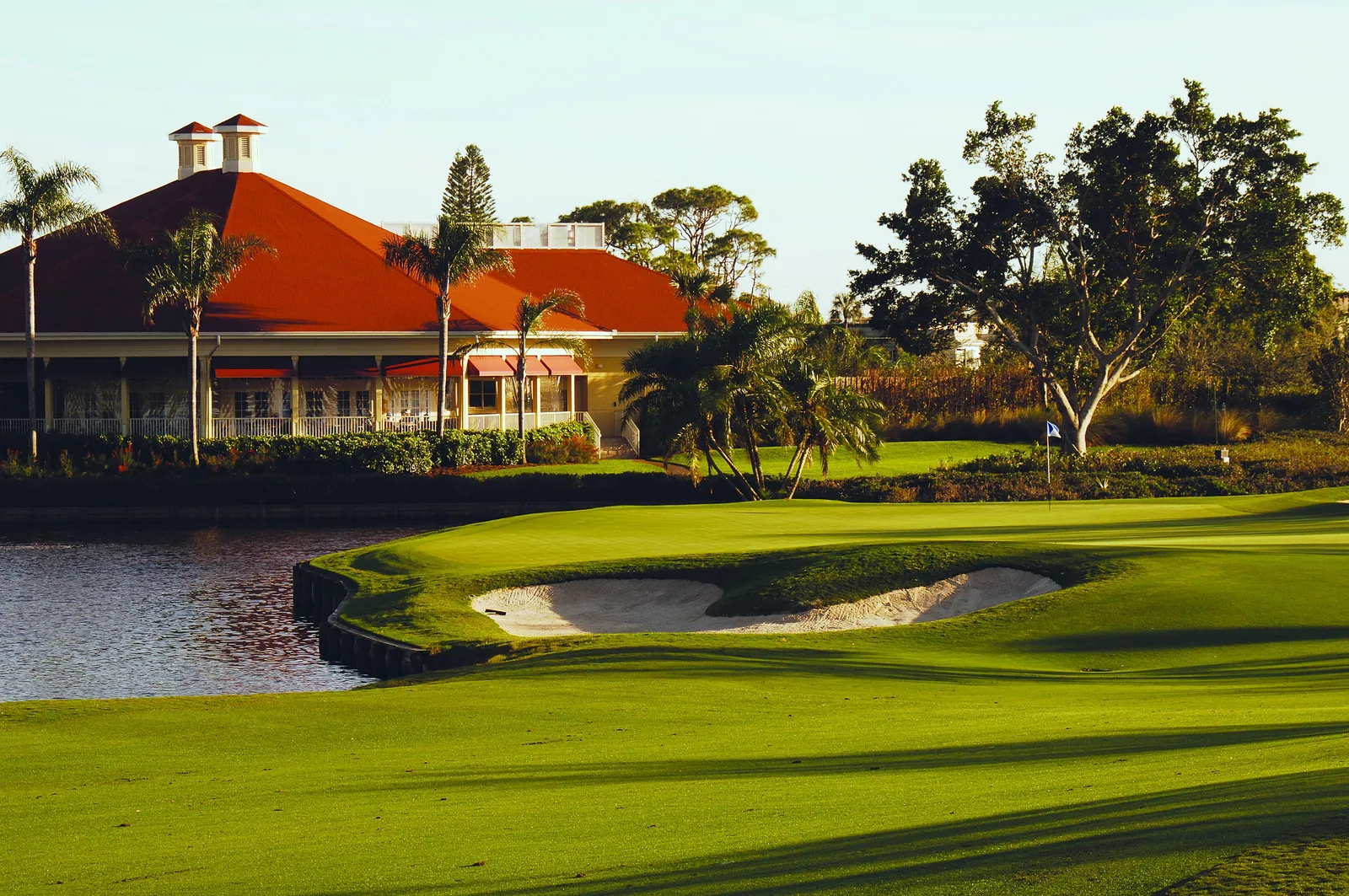 LaPlaya Beach & Golf Resort — Exterior, Naples