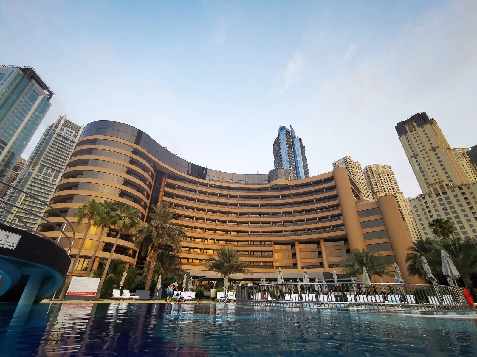 Le Royal Méridien Beach Resort & Spa — Exterior, Dubai