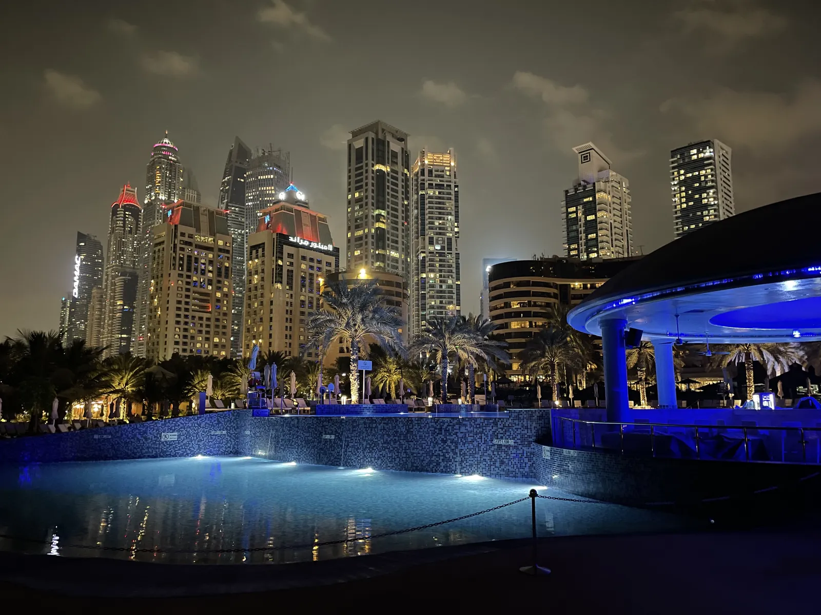 Le Royal Méridien Beach Resort & Spa — Exterior, Dubai