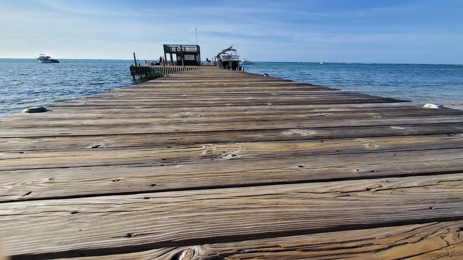 Little Cayman Beach Resort — Exterior, Blossom Village