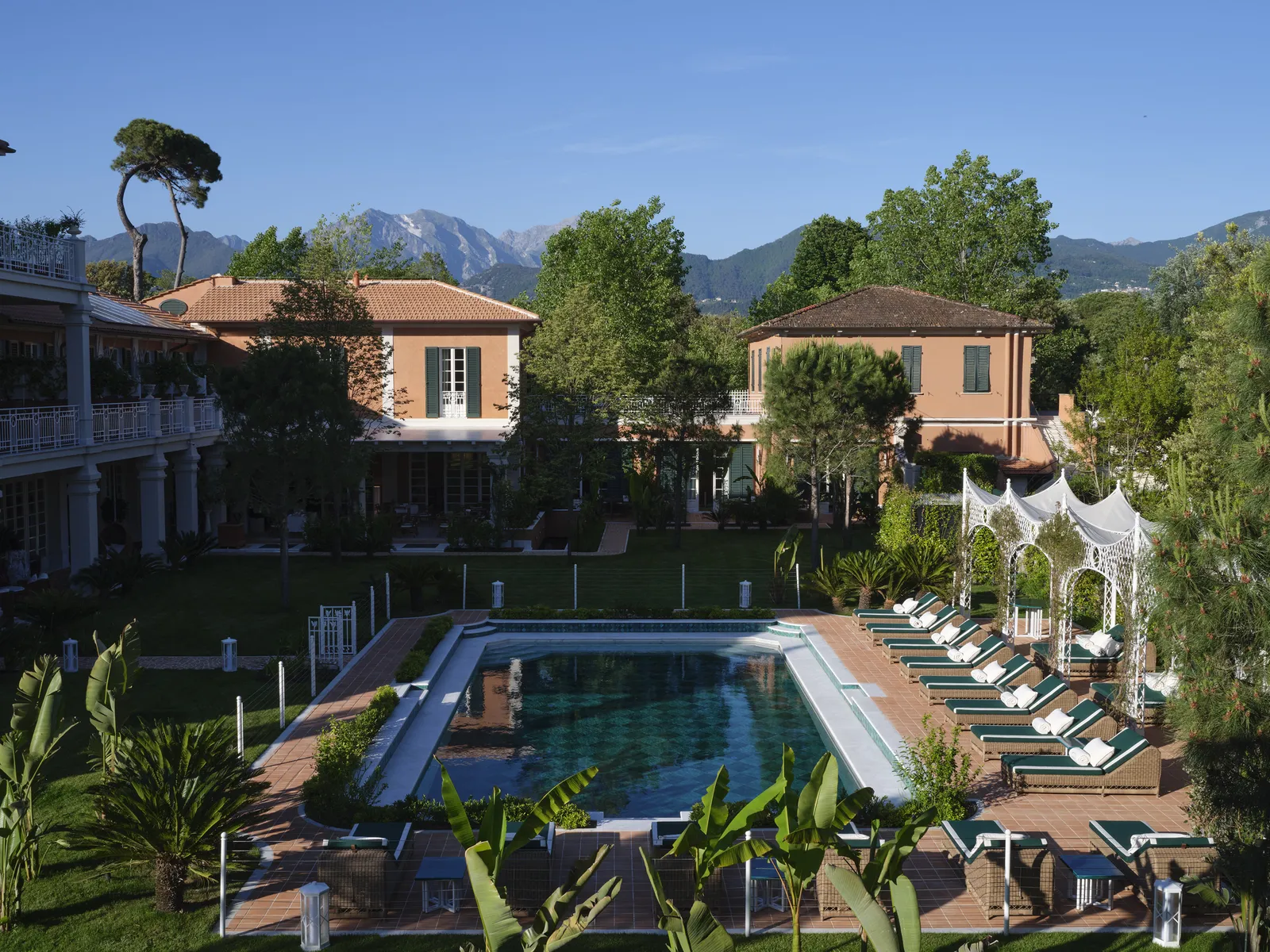 Pensione America — Exterior, Forte dei Marmi