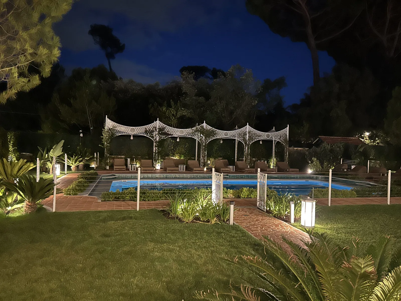 Pensione America — Exterior, Forte dei Marmi