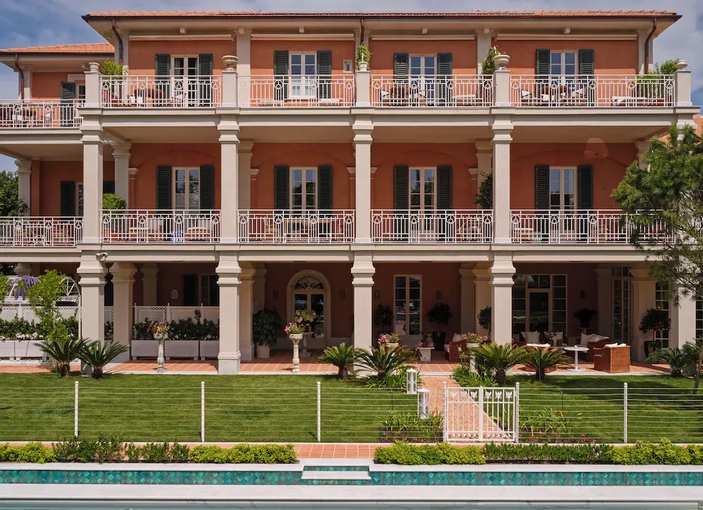 Pensione America — Exterior, Forte dei Marmi