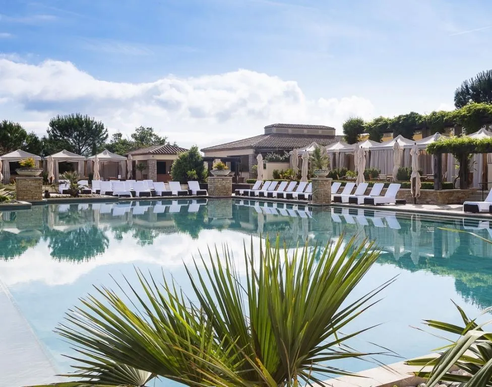 Terre Blanche Hotel Spa Golf Resort — Exterior, Tourrettes