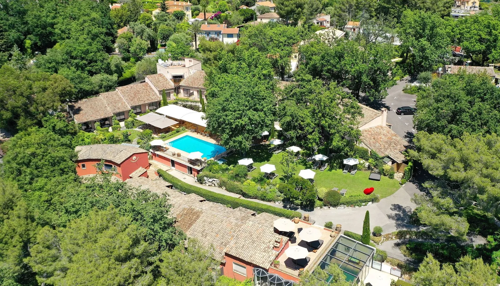 Chateau Saint-Martin & Spa, Oetker Hotels — Exterior, Vence