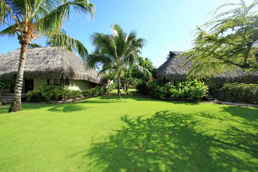 Hilton Moorea Lagoon Resort and Spa — Exterior, Moorea
