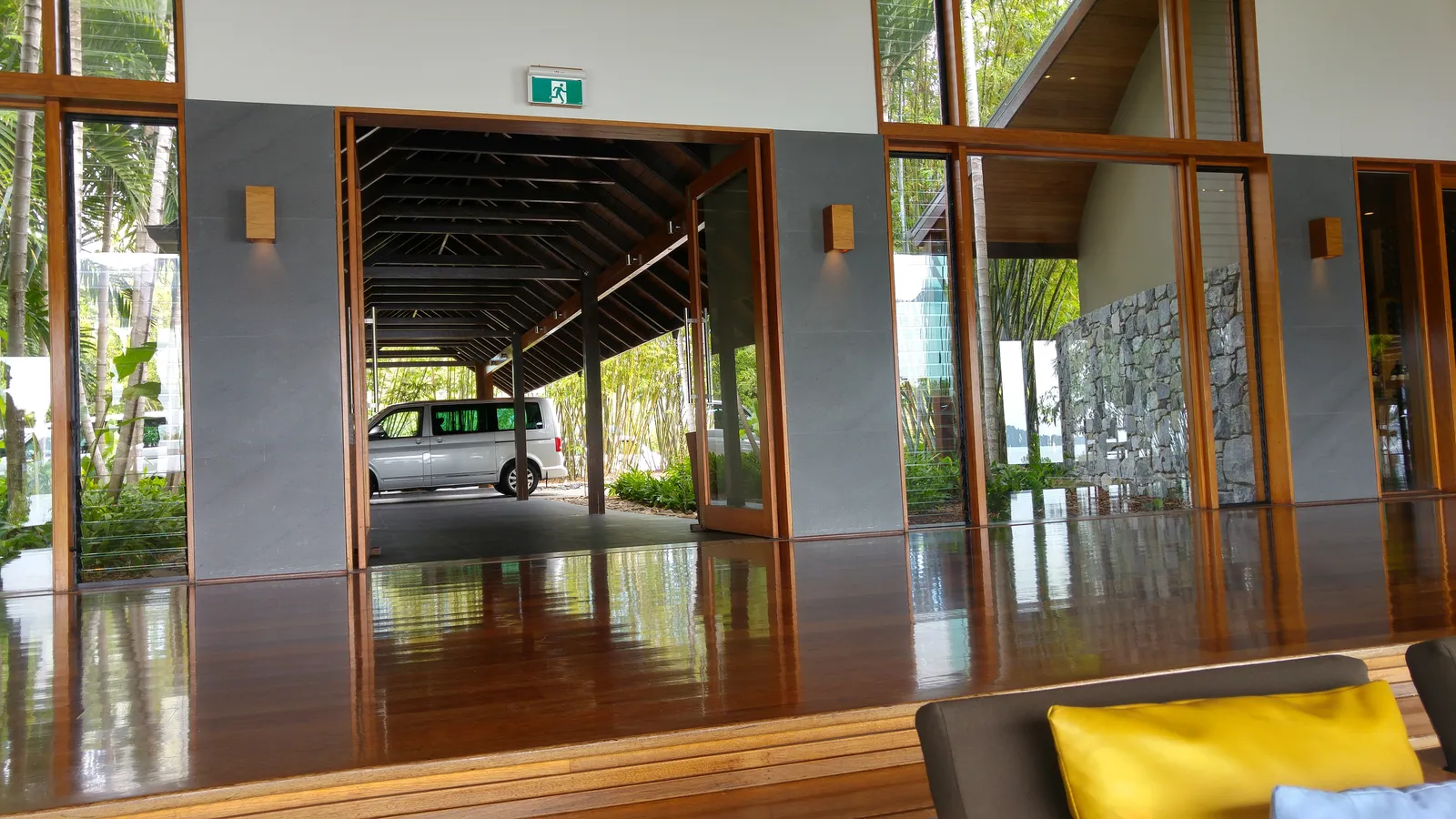 qualia — Exterior, Hamilton Island