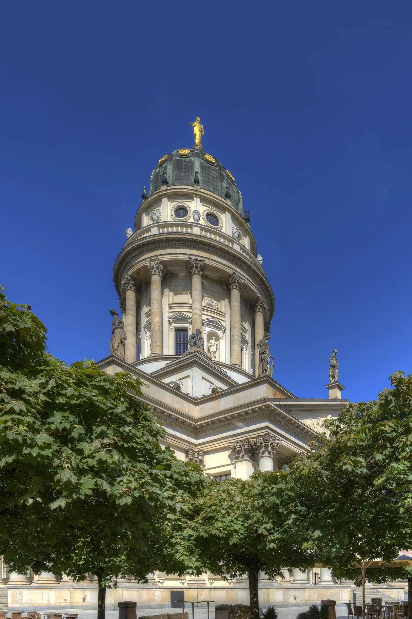 Hilton Berlin — Exterior, Berlin