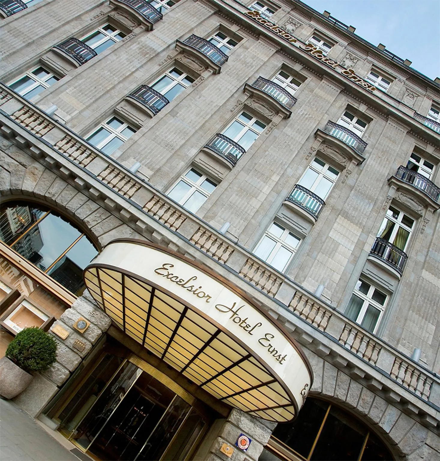 Excelsior Hotel Ernst — Exterior, Cologne