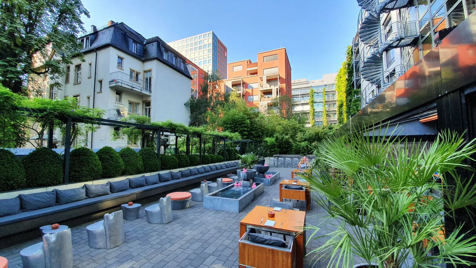 Roomers Frankfurt — Exterior, Frankfurt