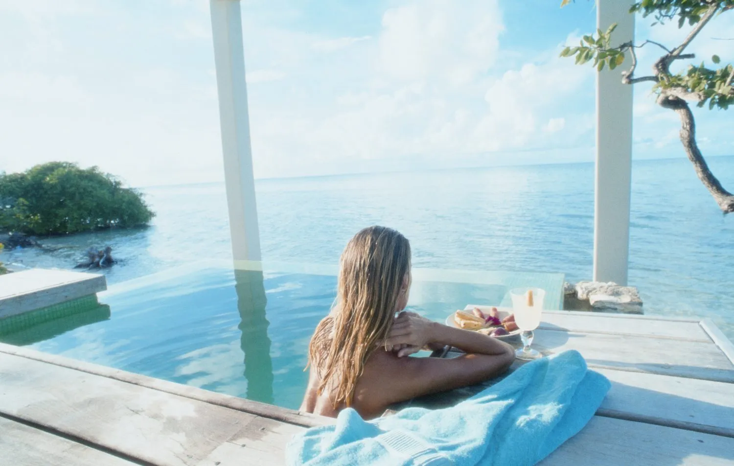 Cayo Espanto, Ambergris Caye