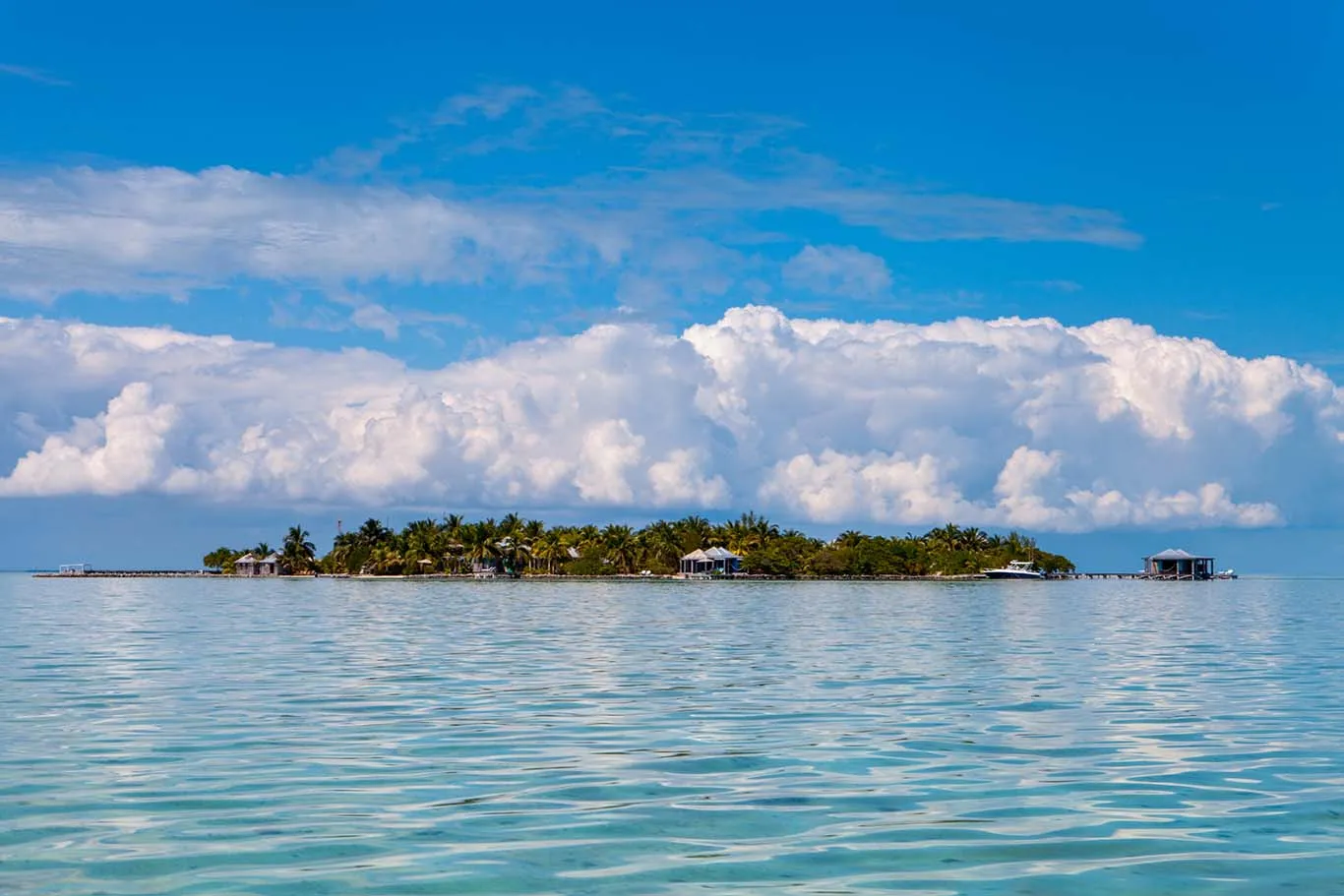 Cayo Espanto, Ambergris Caye
