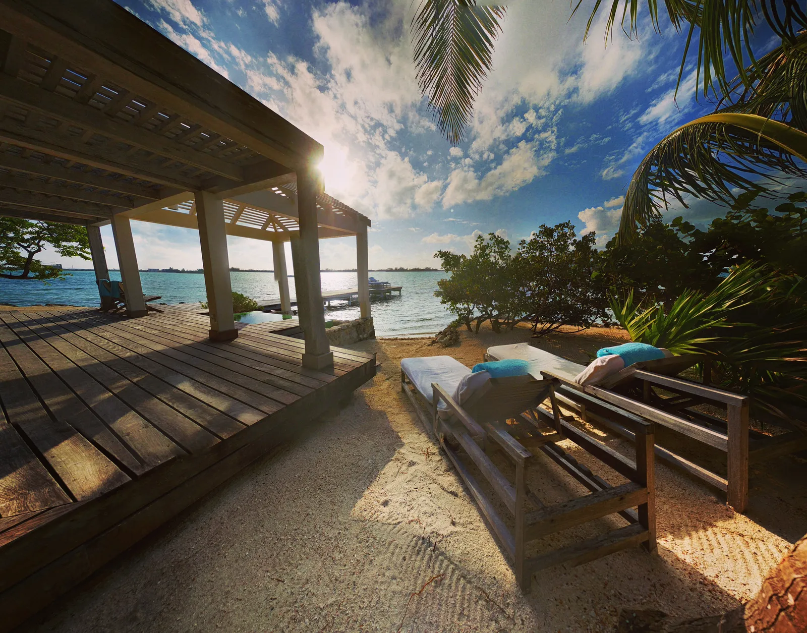 Cayo Espanto — Exterior, Ambergris Caye