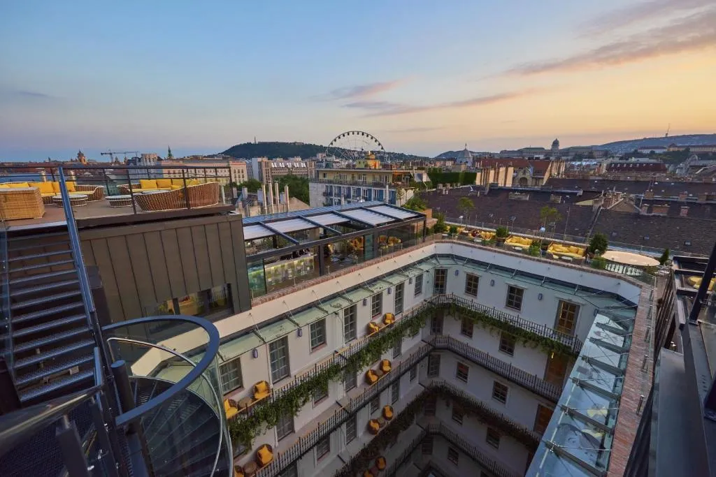 Aria Hotel Budapest by Library Hotel Collection — Exterior, Budapest