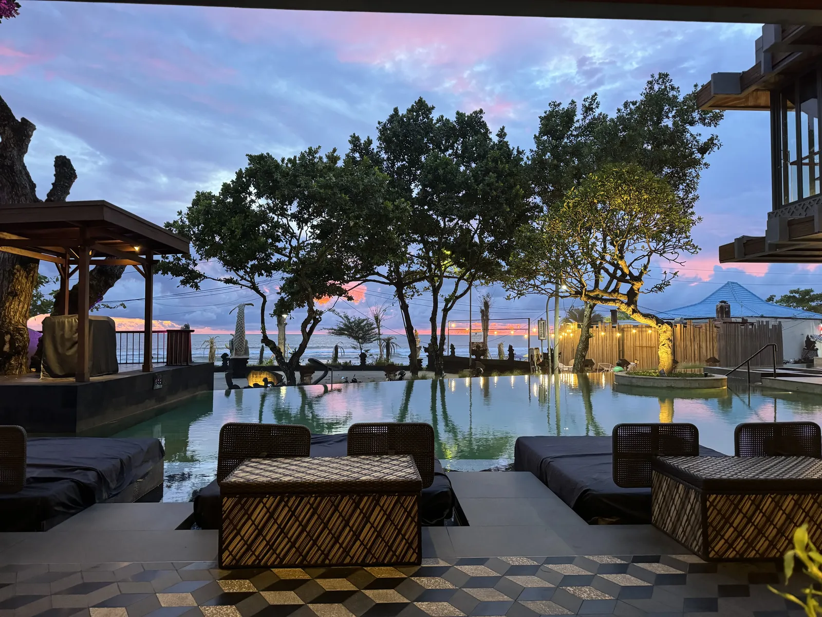 Hotel Indigo Bali Seminyak Beach — Exterior, Seminyak