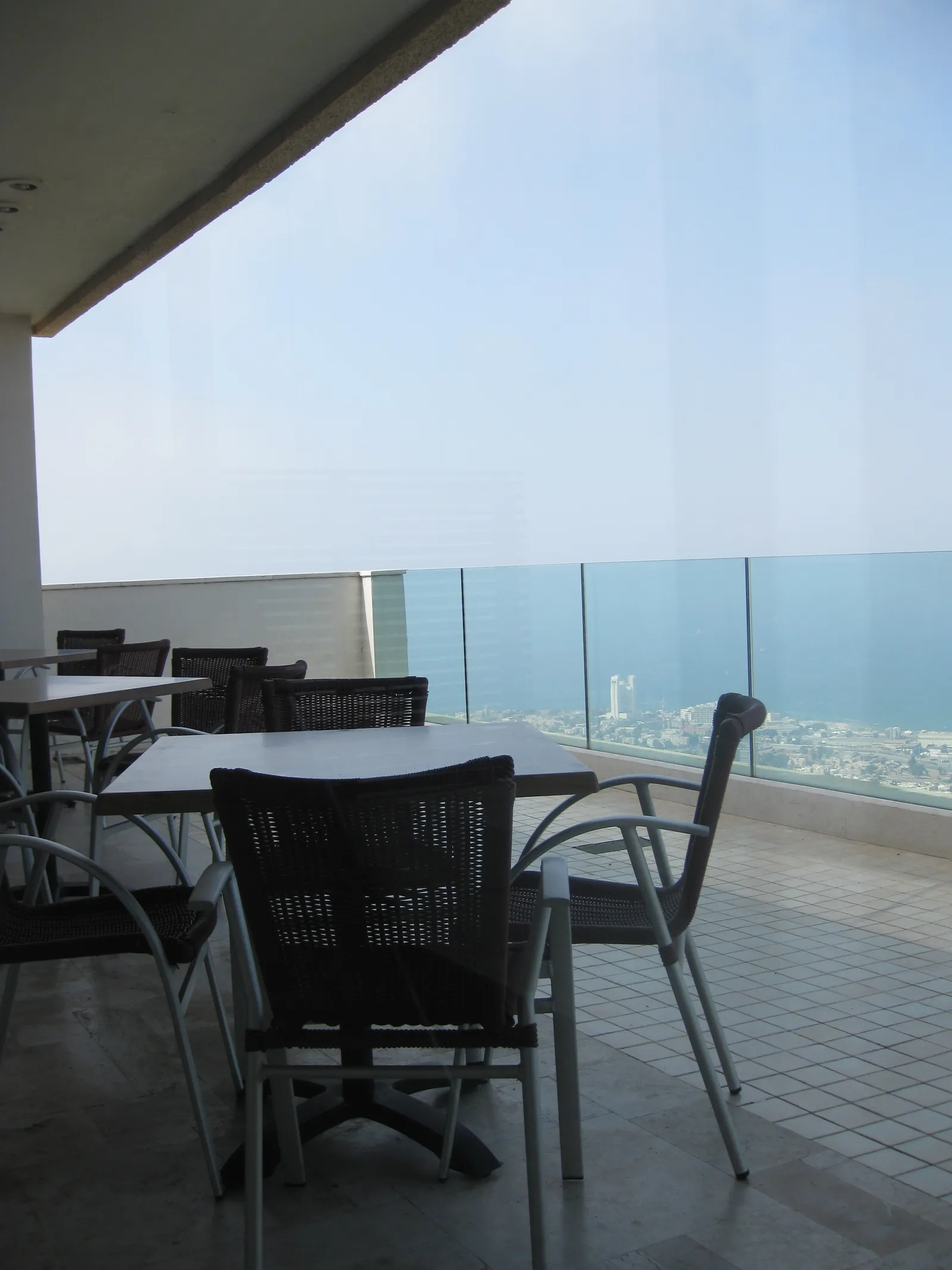 Dan Carmel, Haifa