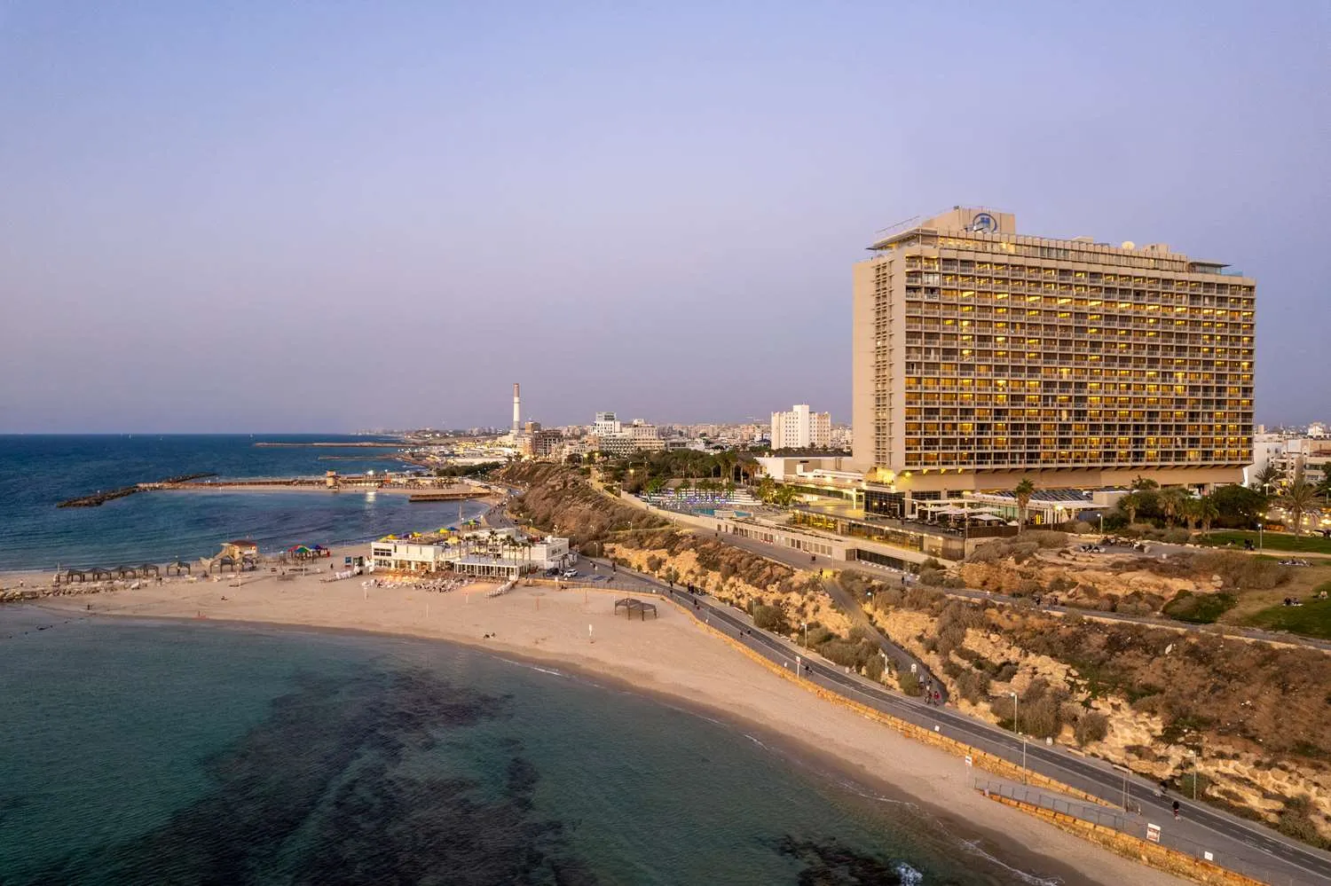 Hilton Tel Aviv — Exterior, Tel Aviv