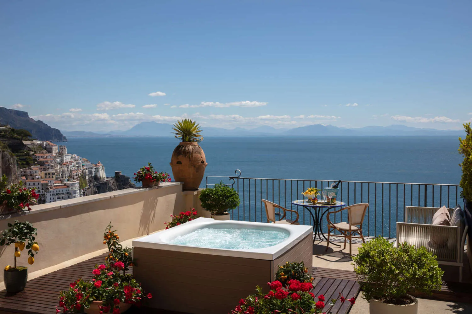 Anantara Convento di Amalfi Grand Hotel — Exterior, Amalfi