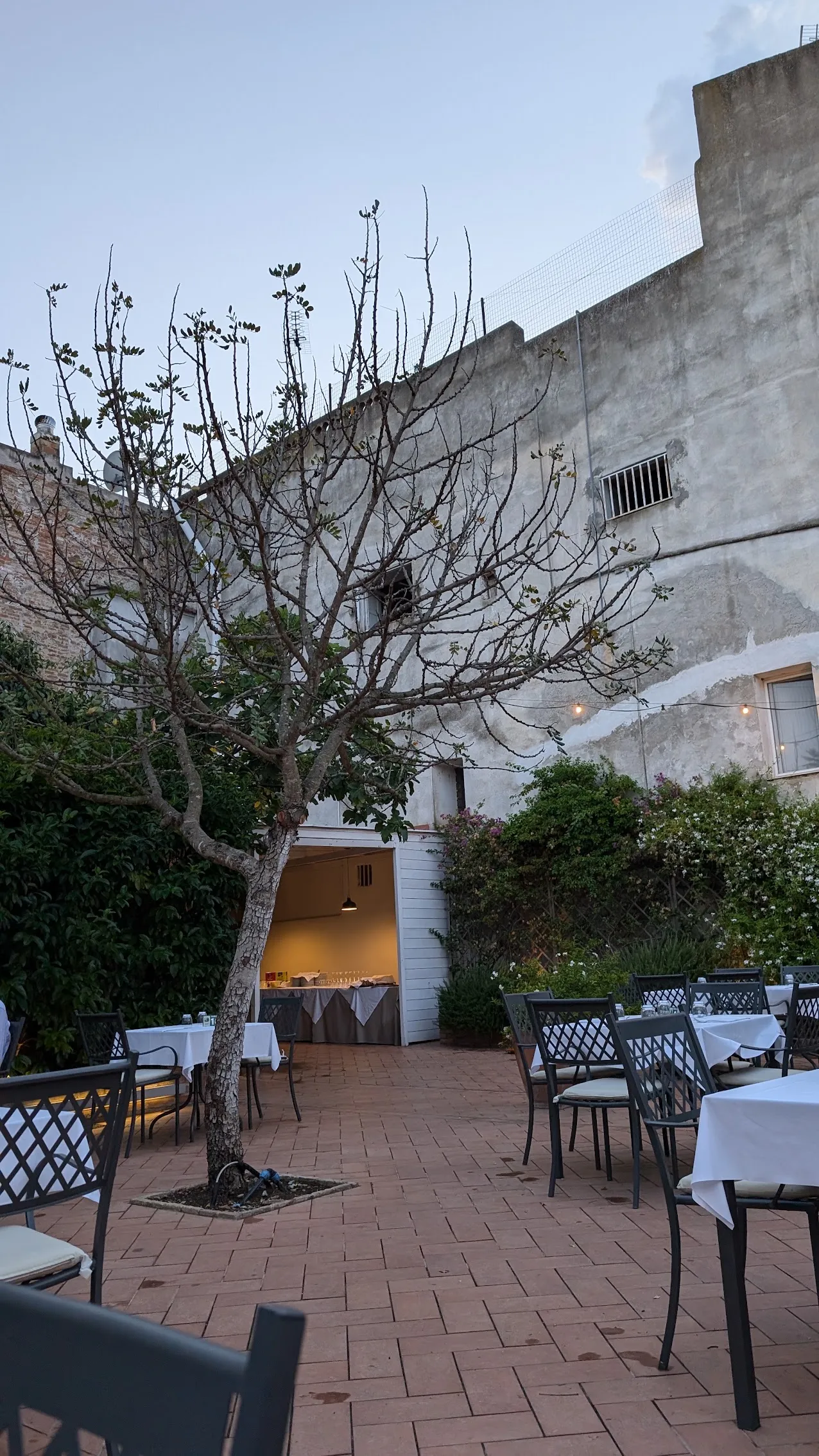 Palazzo Margherita — Exterior, Bernalda