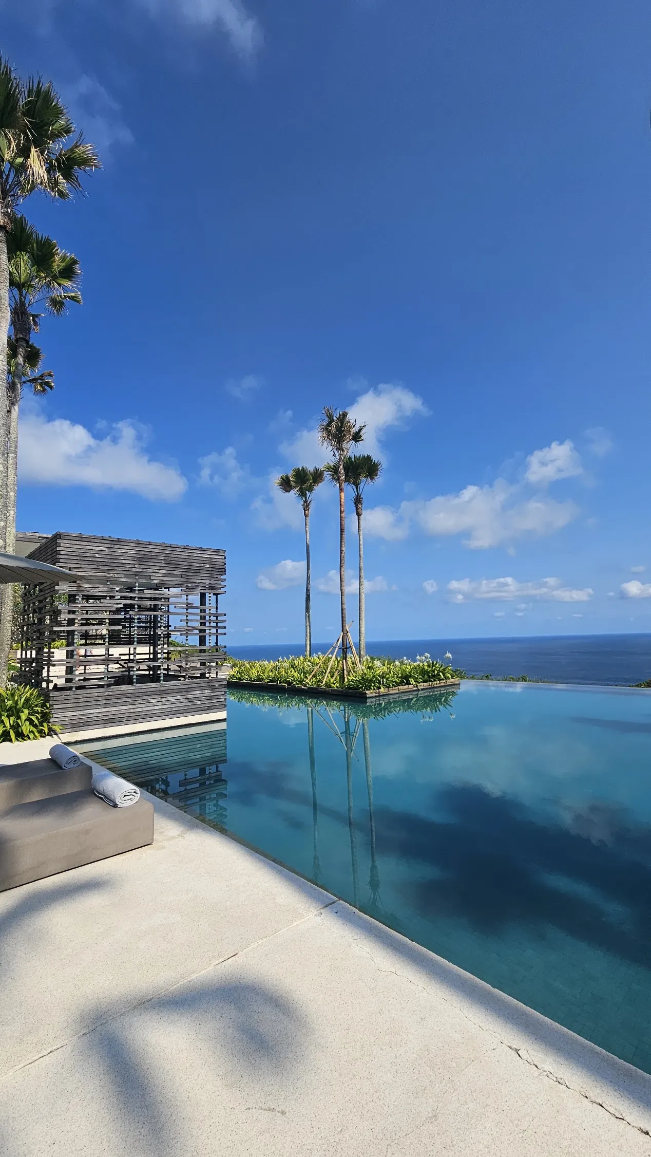 Alila Villas Uluwatu — Exterior, Uluwatu