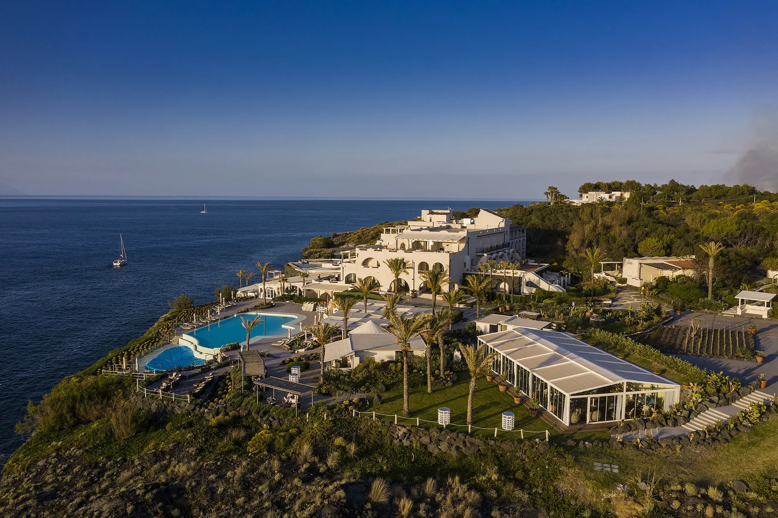 Therasia Resort Sea & Spa — Exterior, Lipari