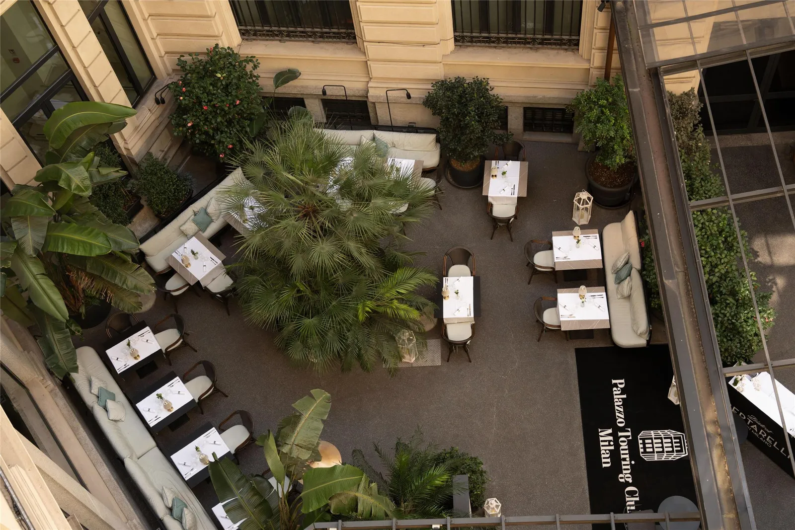 Palazzo Touring Club Milan, a Radisson Collection Hotel — Exterior, Milan