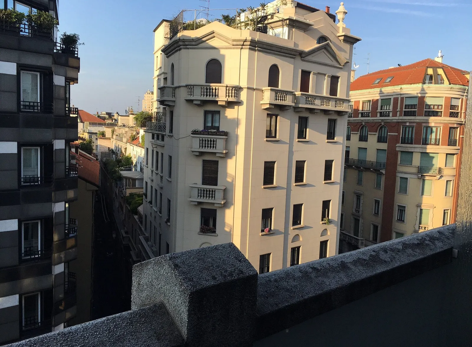 Tivoli President Milano Hotel — Exterior, Milan