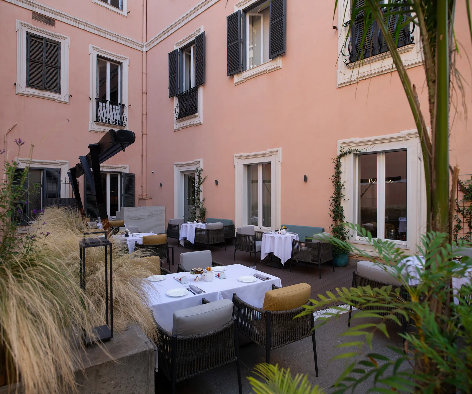 Elizabeth Unique Hotel — Exterior, Rome