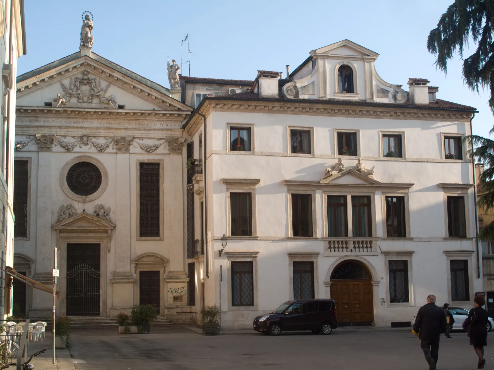 Palazzo Roma, Rome