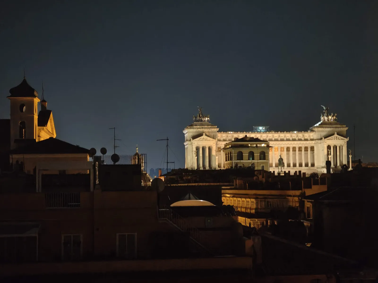 Umilta 36 — Exterior, Rome