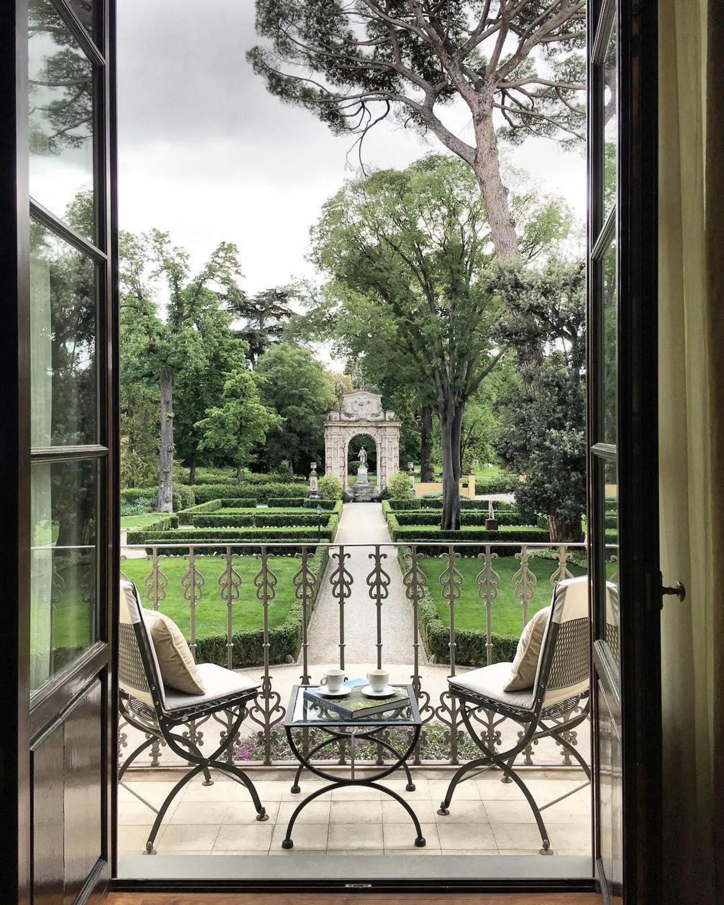 Four Seasons Hotel Firenze — Exterior, Florence