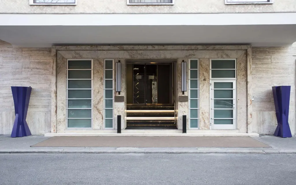 The Tribune Hotel — Exterior, Rome